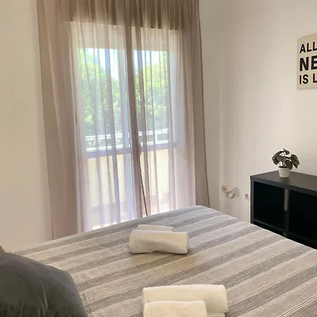Teatinos Pool Apartman