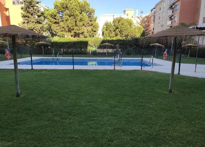 Teatinos Pool Apartment