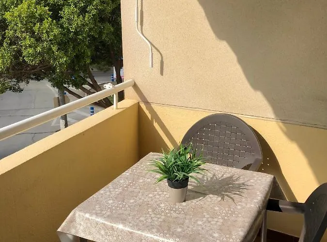 Apartment Teatinos Pool *