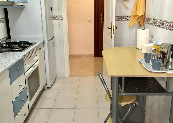 Teatinos Pool Apartment *