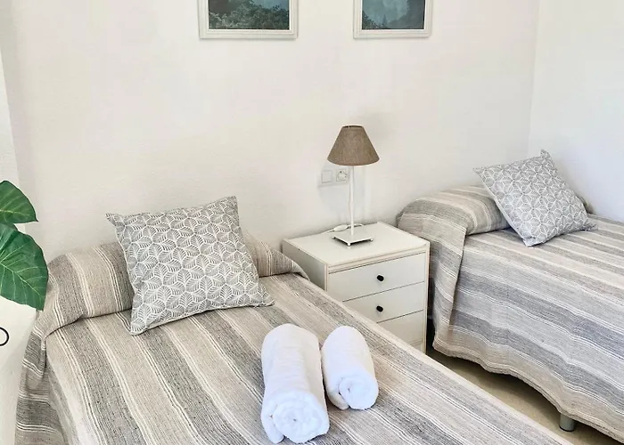 Apartment Teatinos Pool *